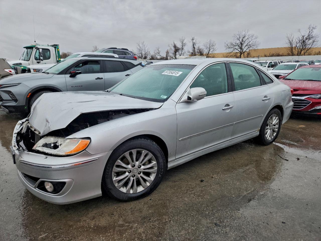 2011 HYUNDAI Azera