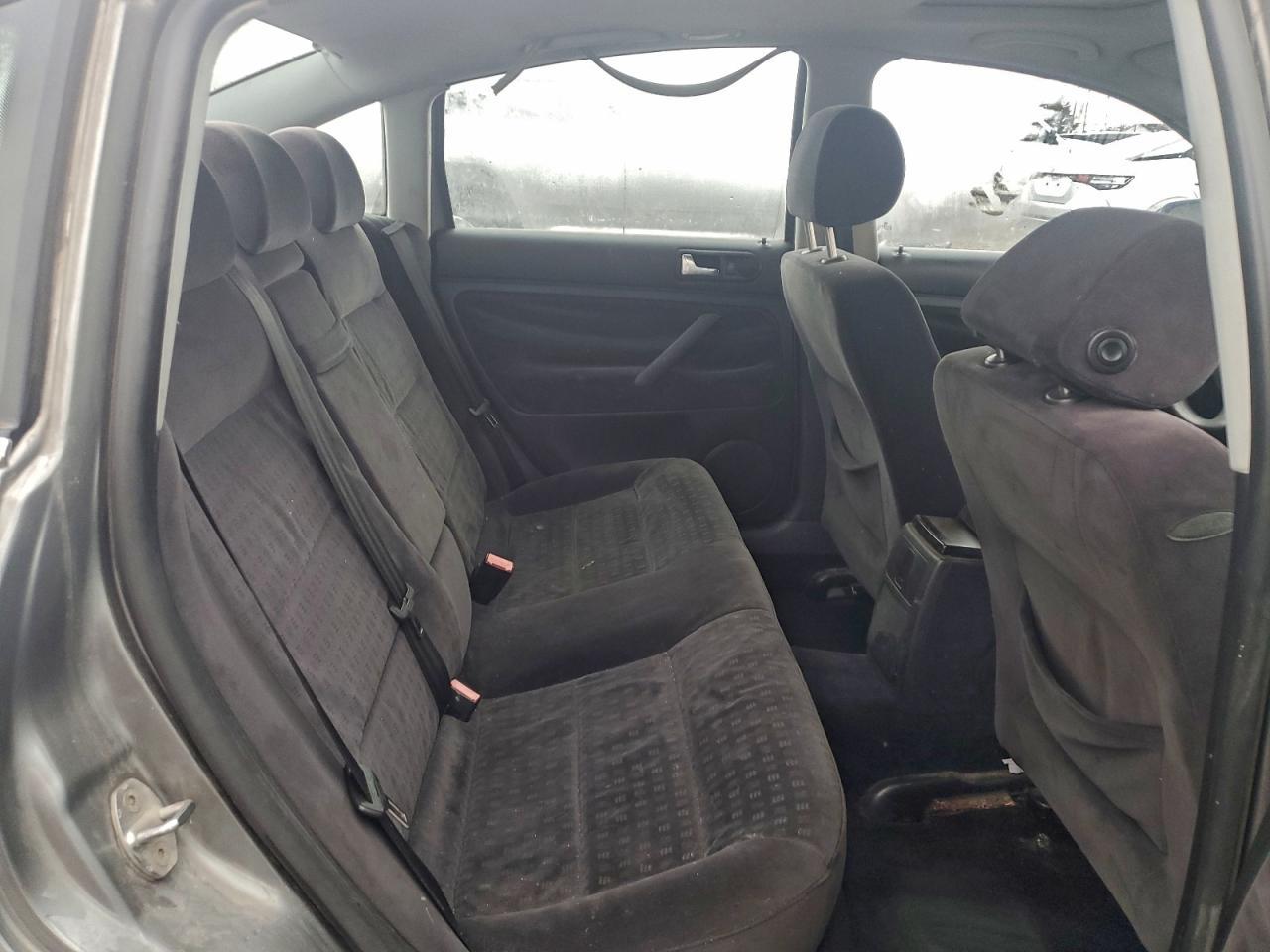 2002 VOLKSWAGEN Passat