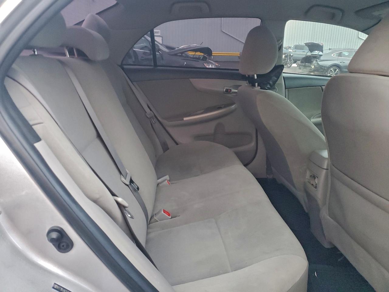 2011 TOYOTA COROLLA