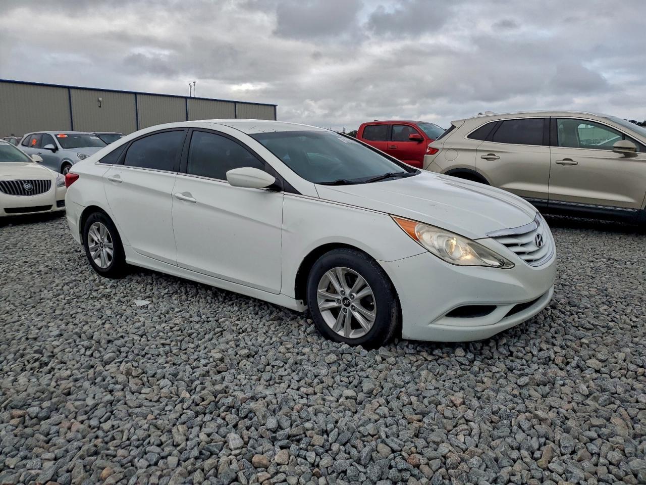 2011 HYUNDAI SONATA