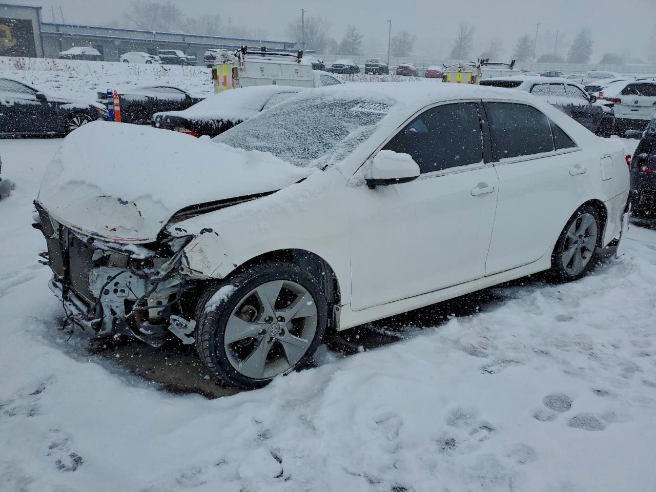 2012 TOYOTA CAMRY