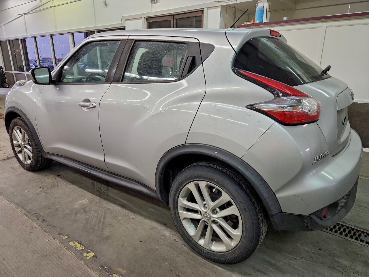 2016 NISSAN Juke