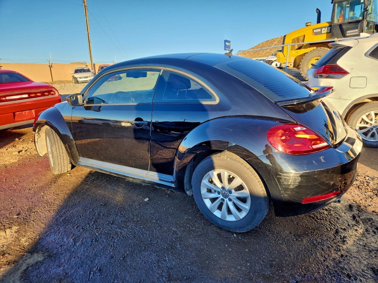 2016 VOLKSWAGEN Beetle