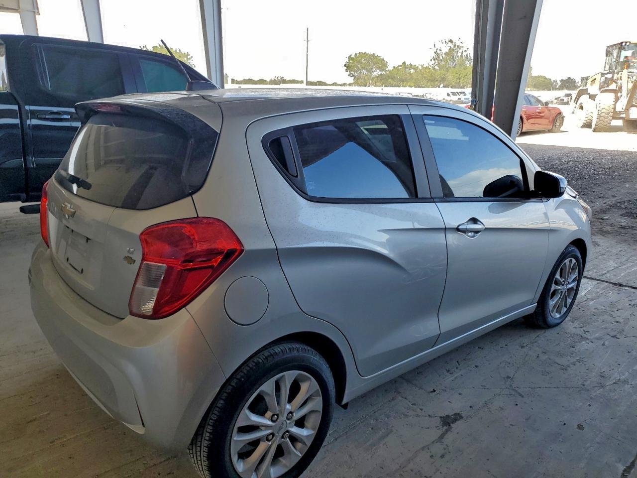 2020 CHEVROLET Spark