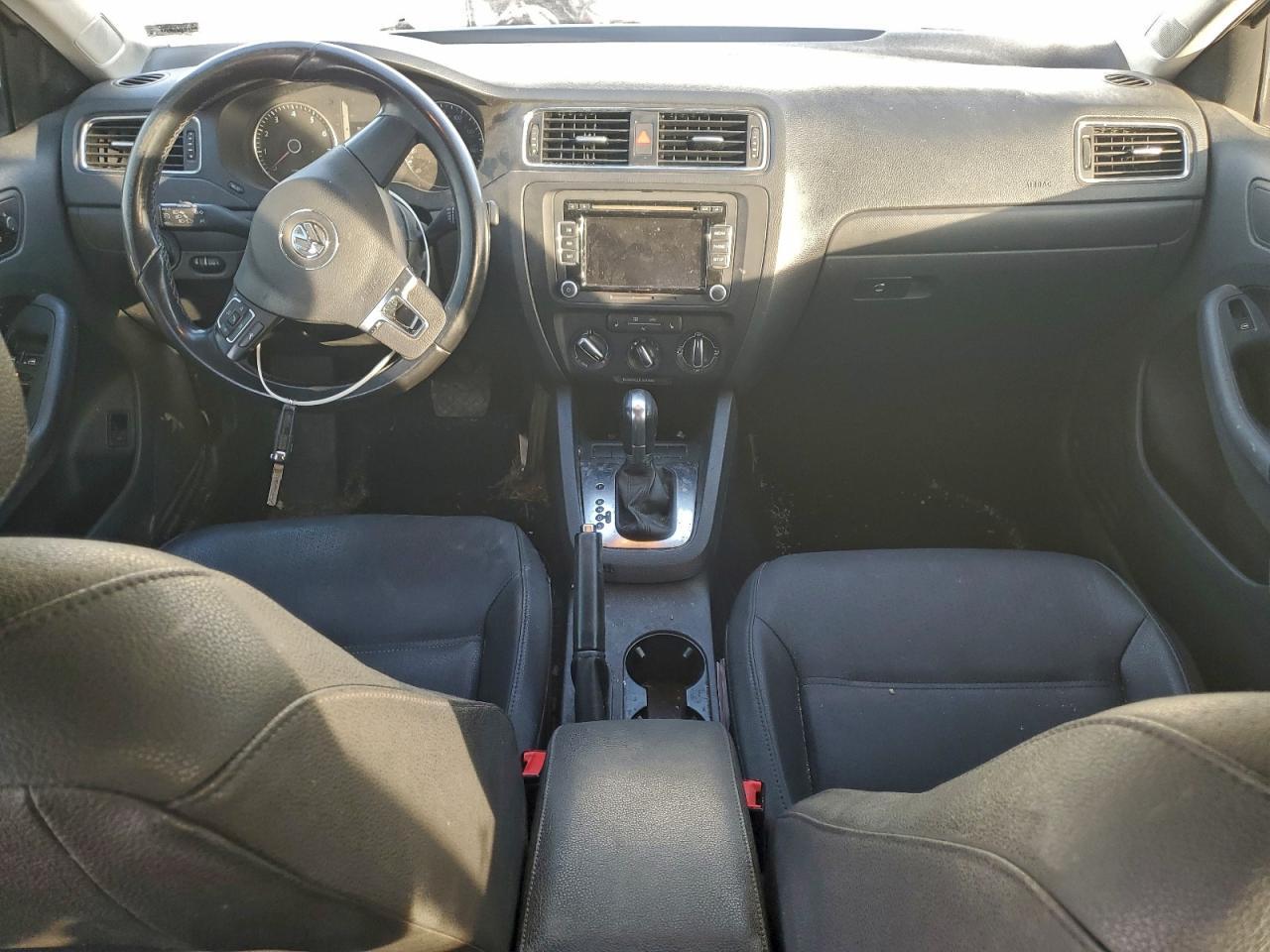 2012 VOLKSWAGEN JETTA