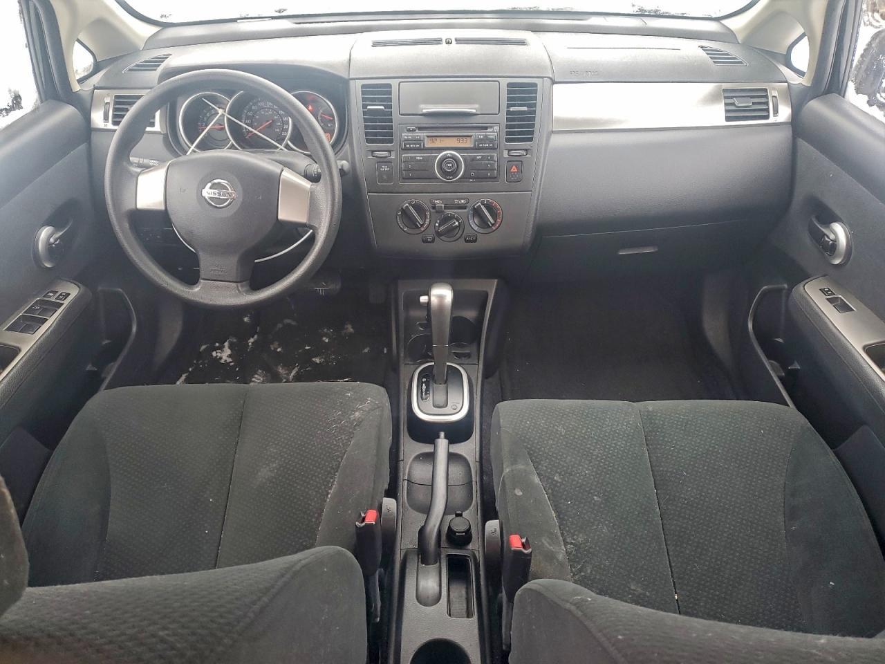 2010 NISSAN VERSA