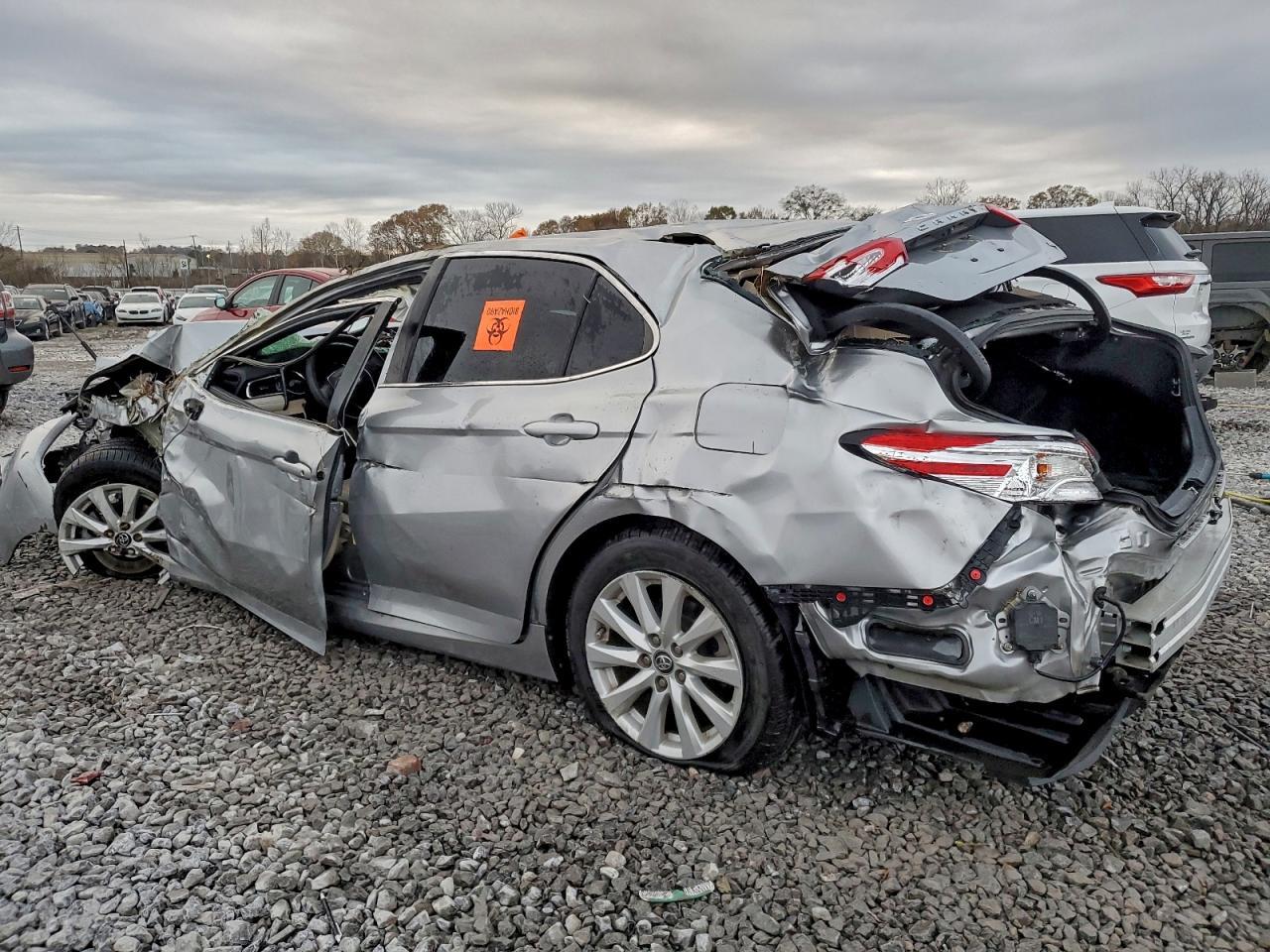 2018 TOYOTA CAMRY