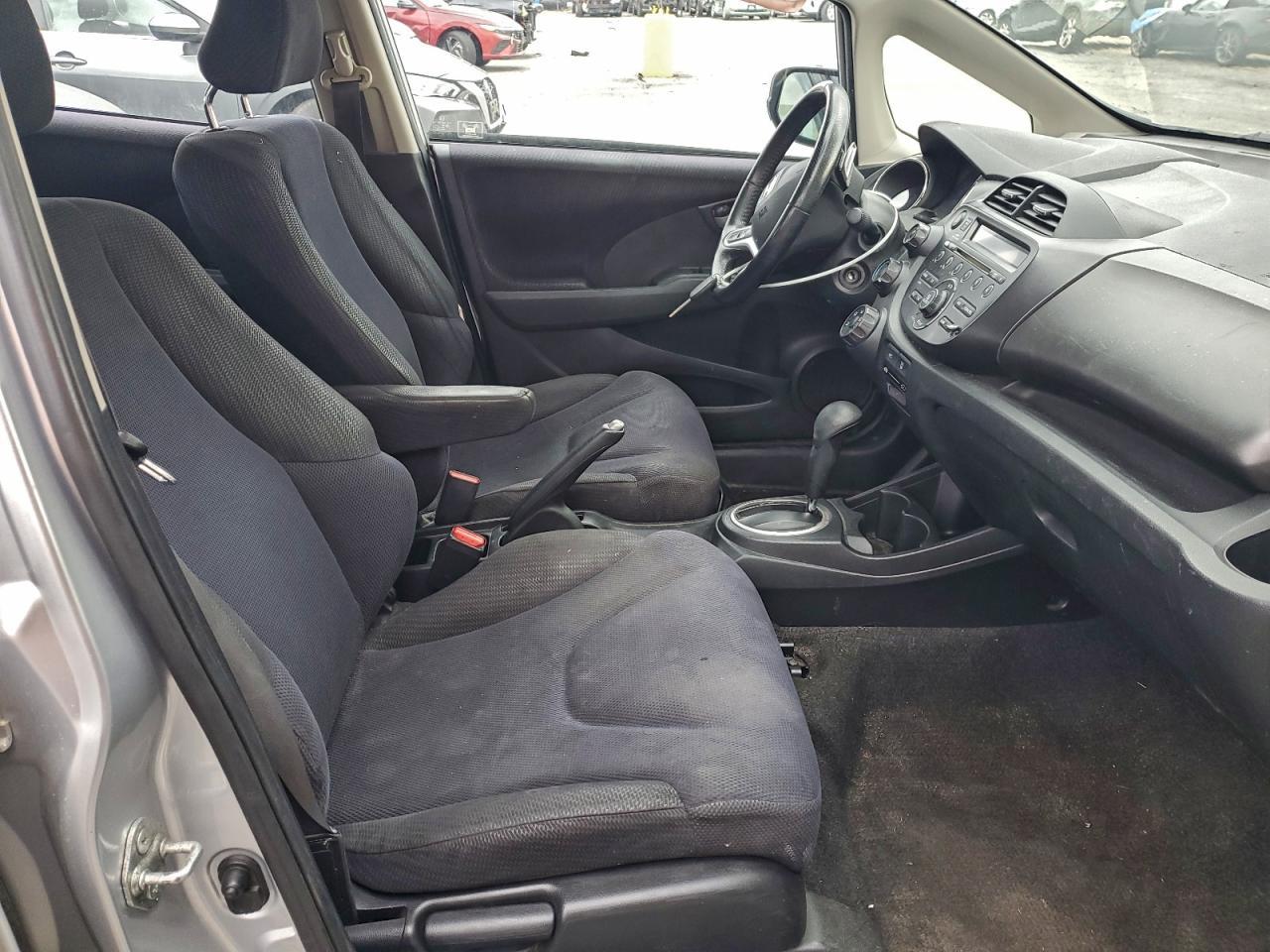 2013 HONDA FIT