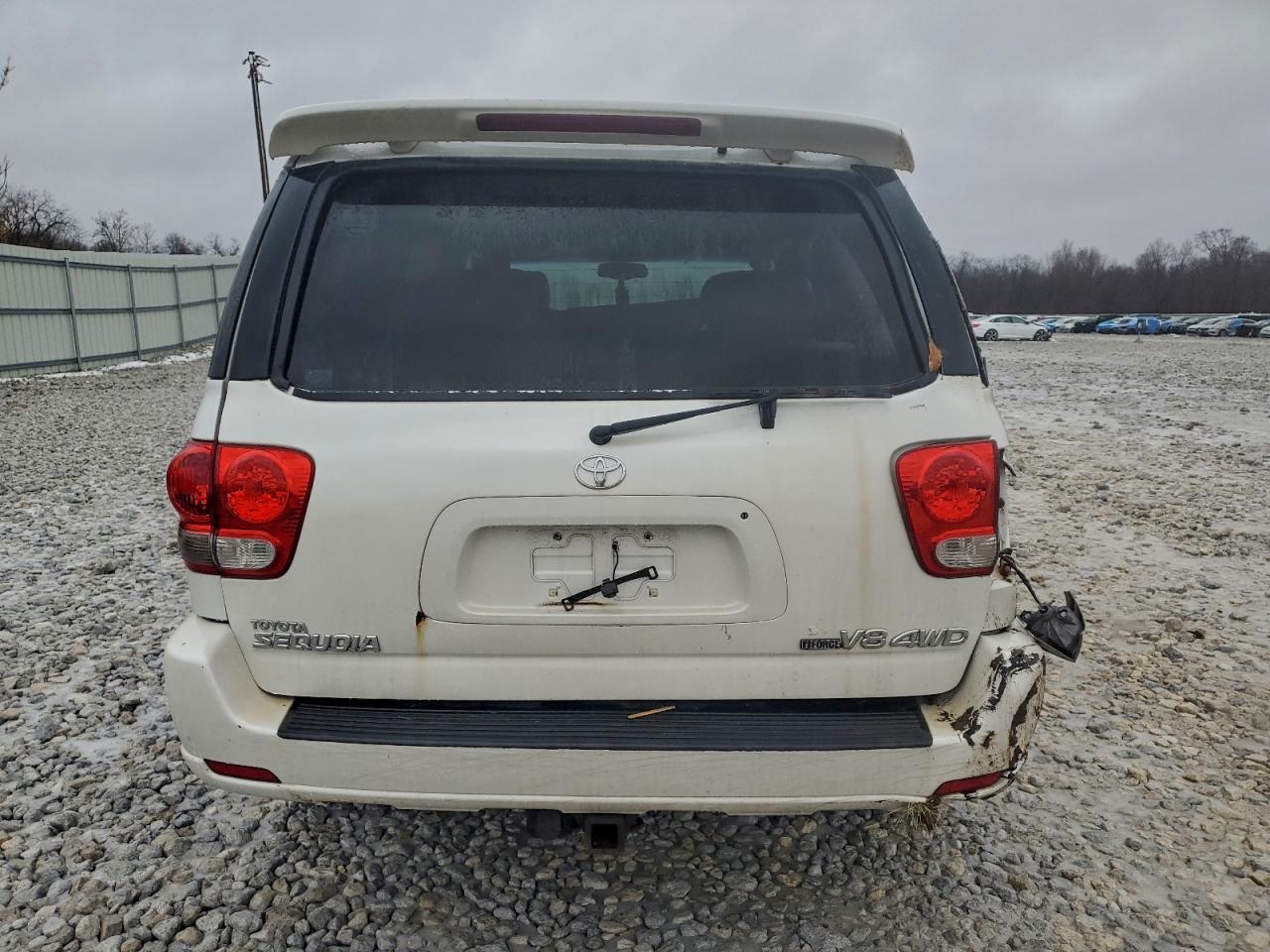 2005 TOYOTA Sequoia