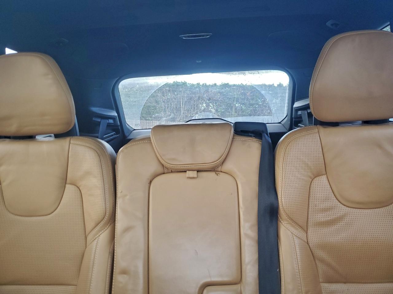 2017 VOLVO XC90