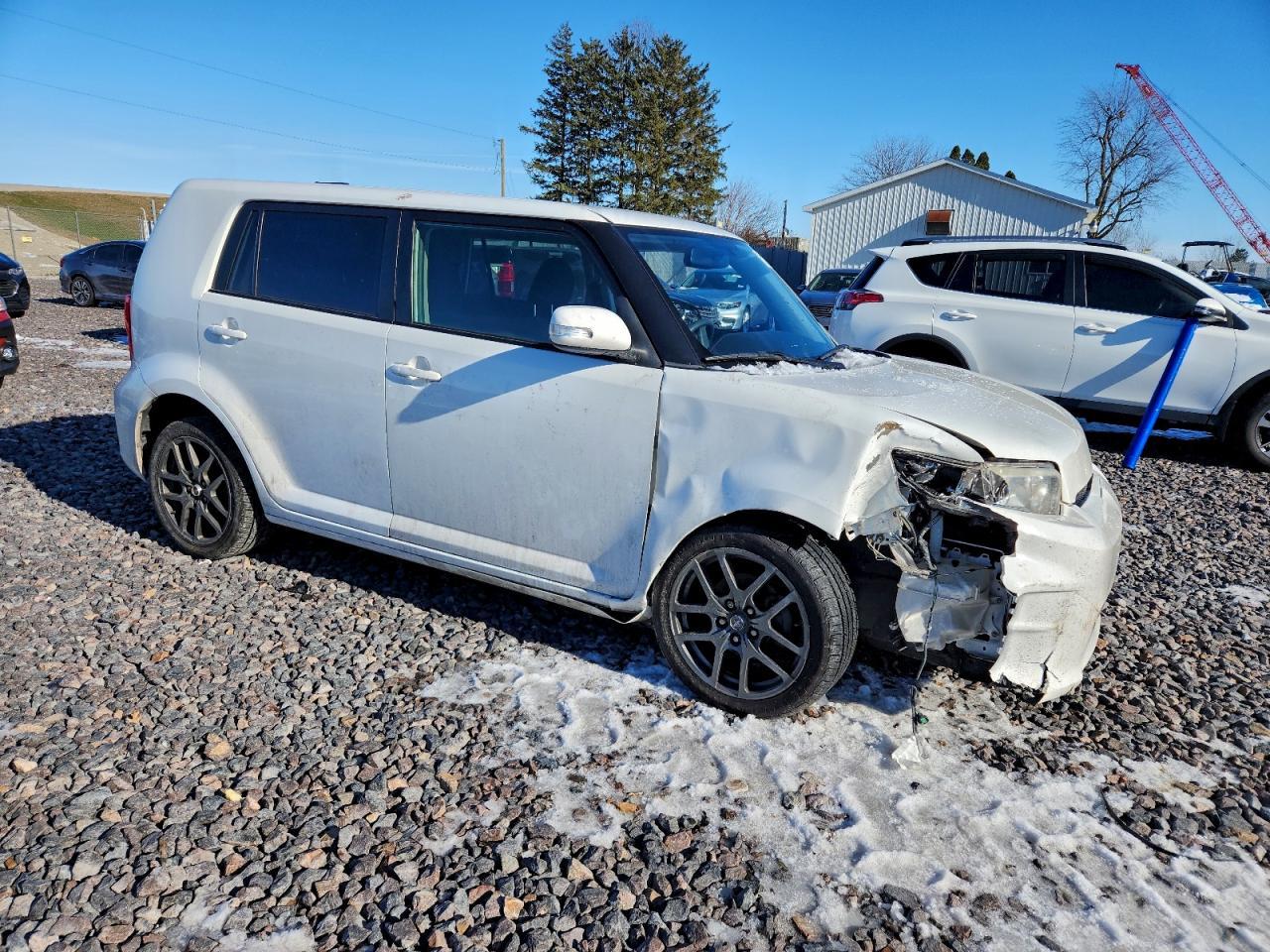 2014 TOYOTA SCION