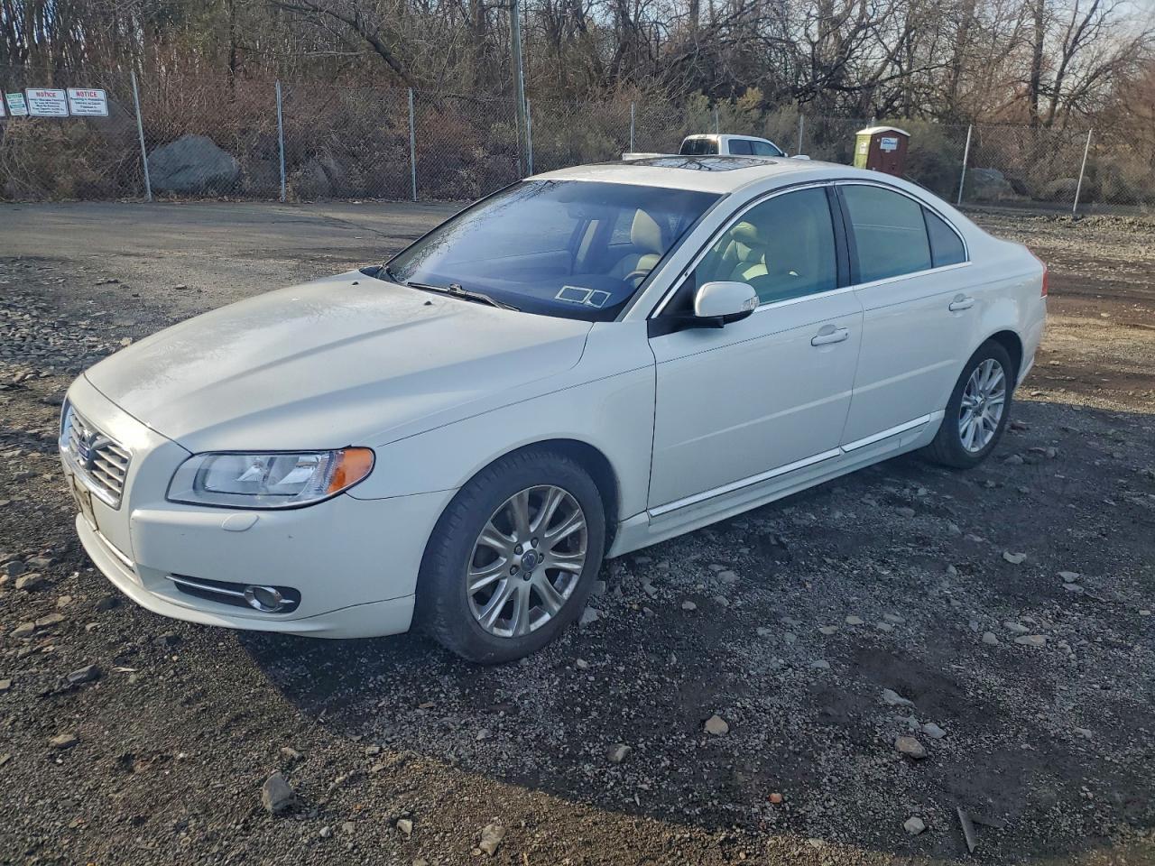 2010 VOLVO S80
