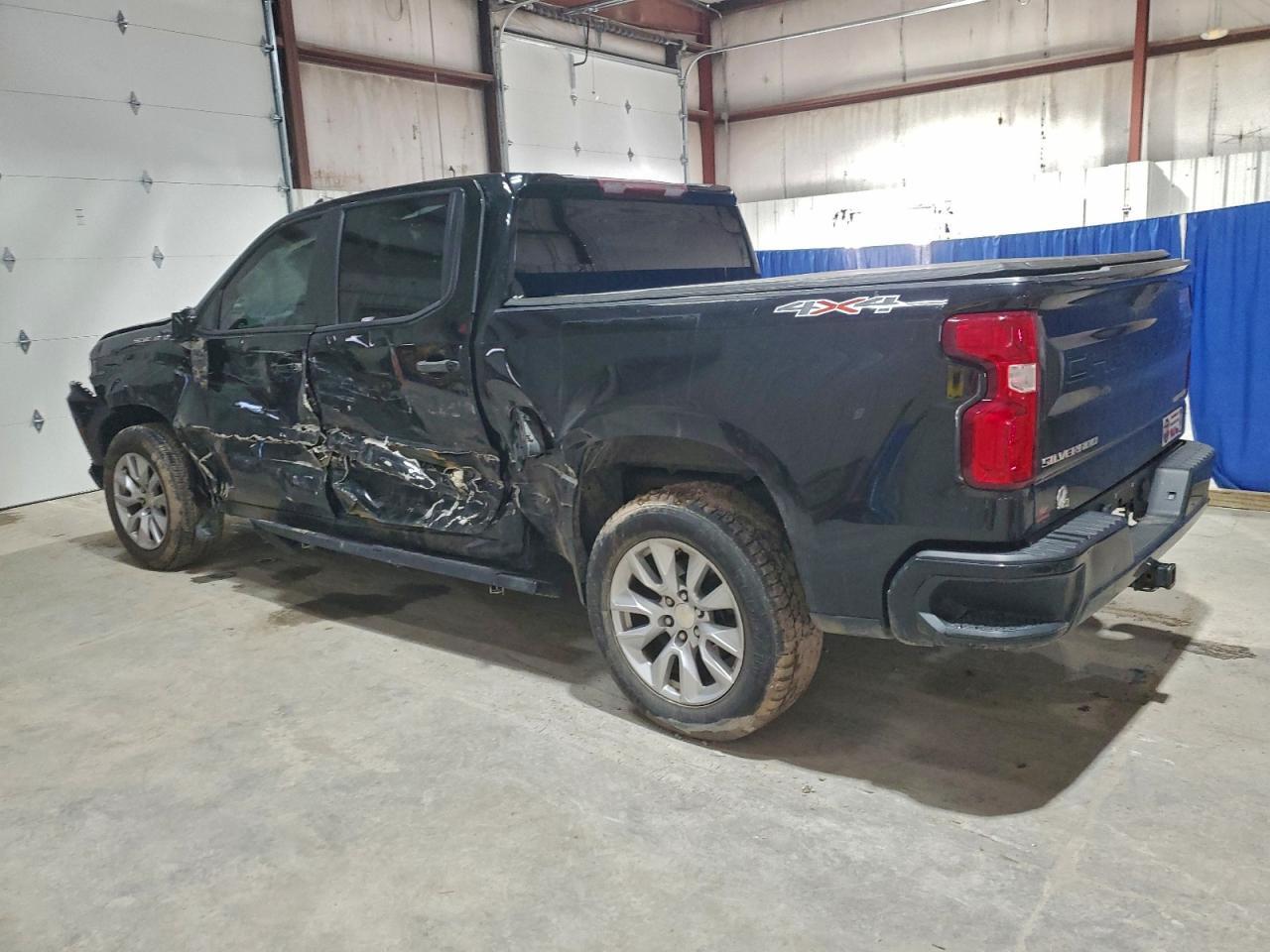 2021 CHEVROLET Silverado