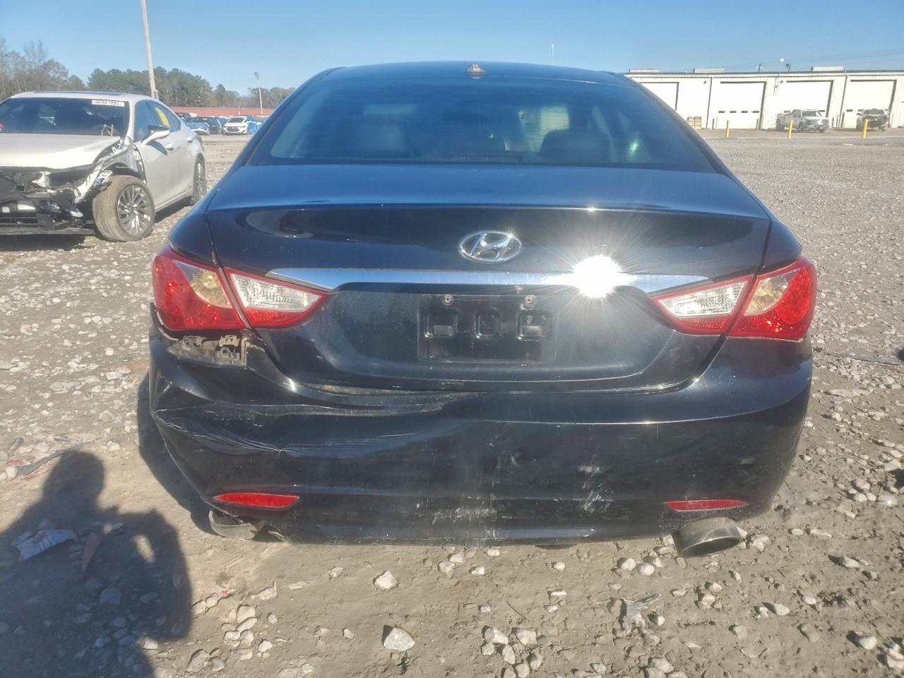2011 HYUNDAI SONATA