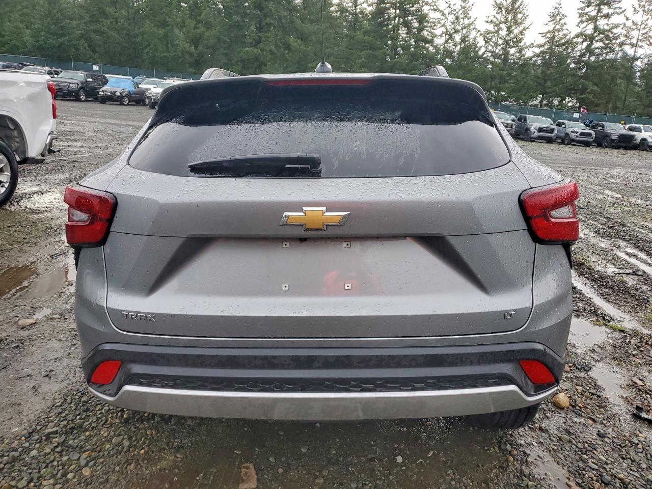 2025 CHEVROLET TRAX