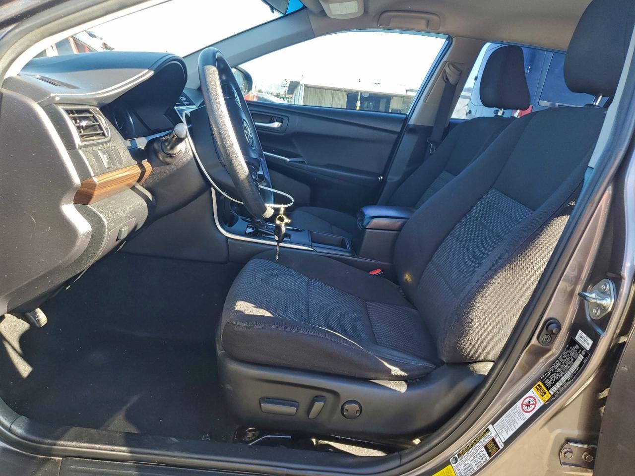 2016 TOYOTA CAMRY