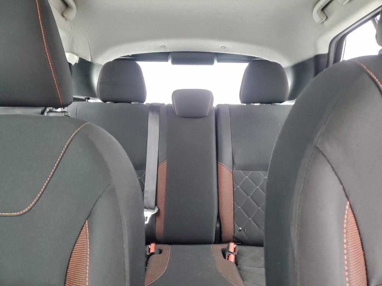 2020 NISSAN KICKS