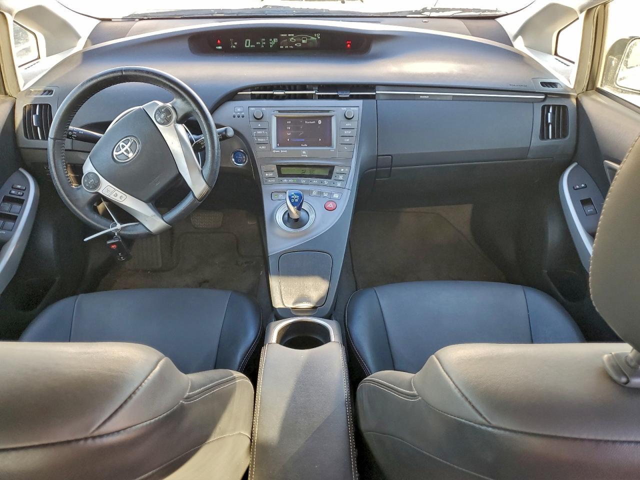 2012 TOYOTA PRIUS