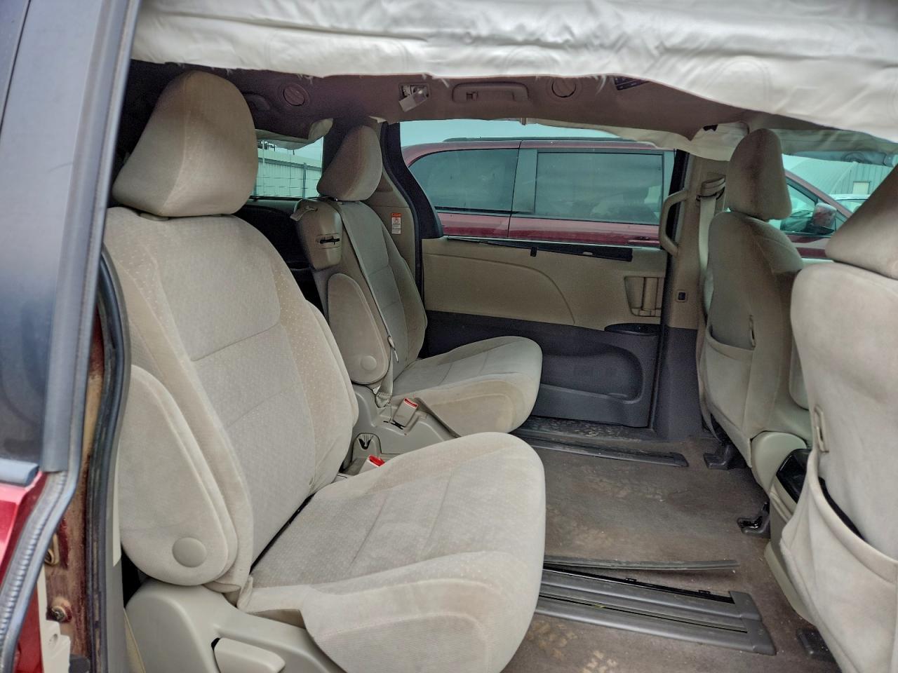 2015 TOYOTA SIENNA