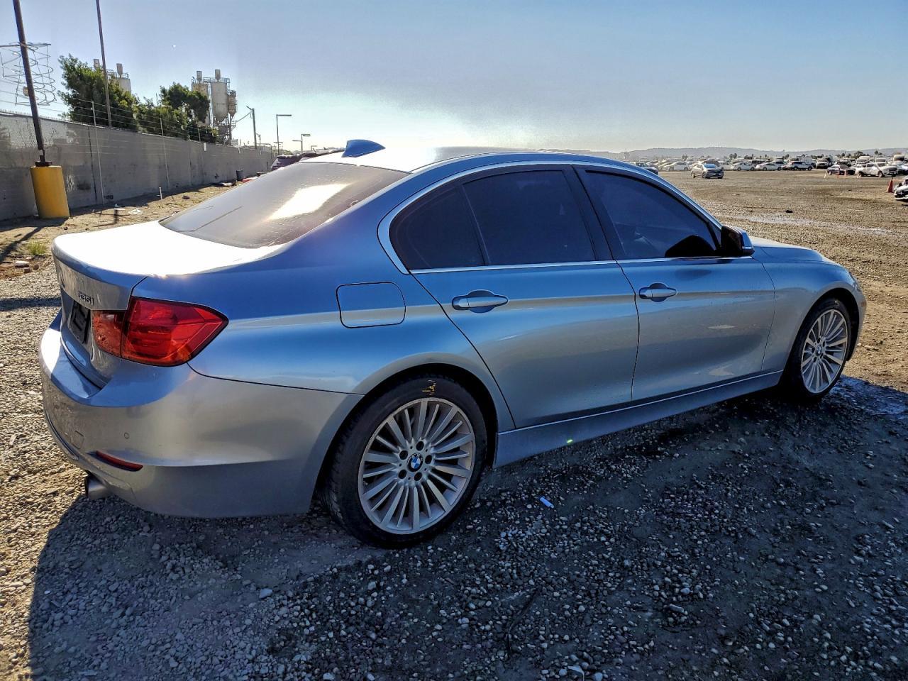 2012 BMW 3 SERIES