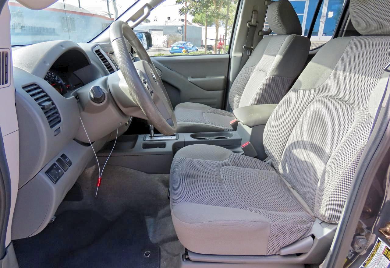2015 NISSAN Frontier