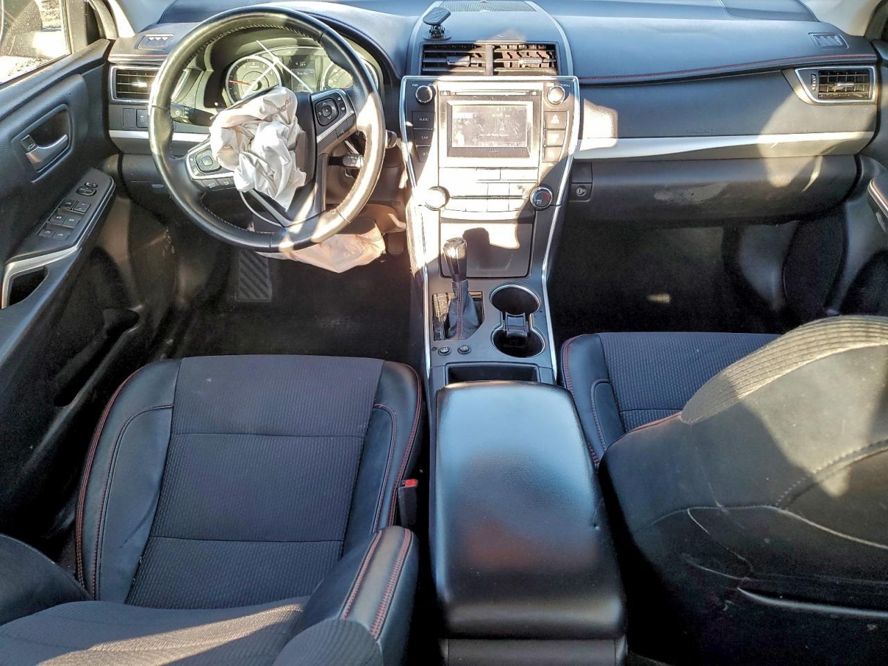 2017 TOYOTA CAMRY