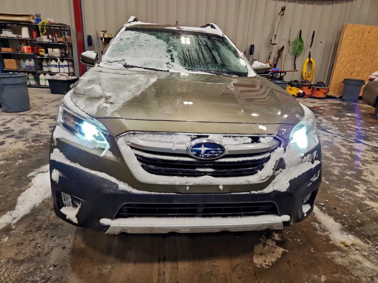 2020 SUBARU Outback