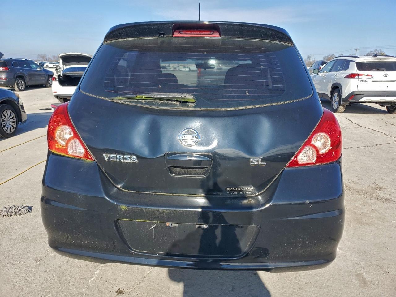 2011 NISSAN VERSA