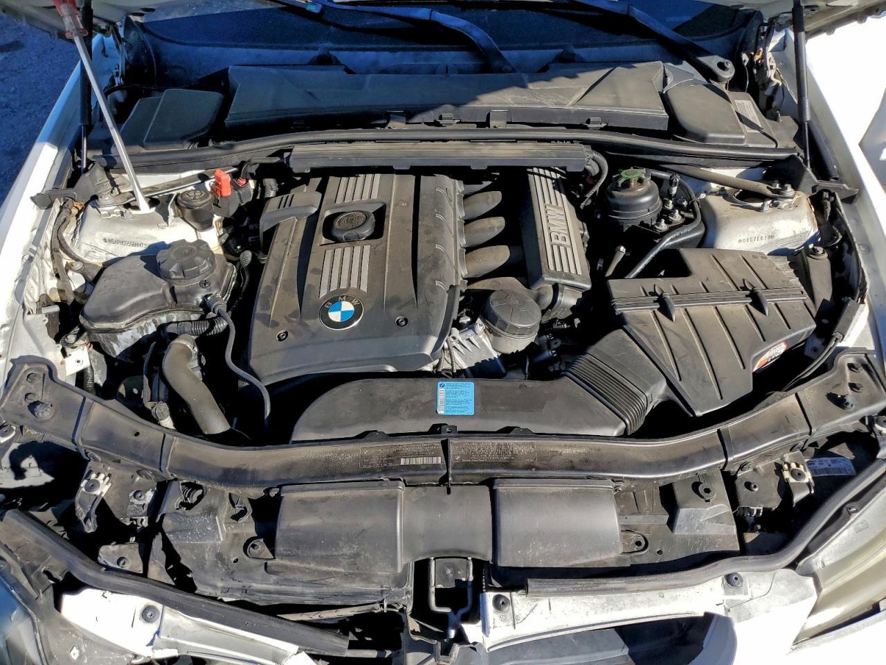 2011 BMW 3 SERIES