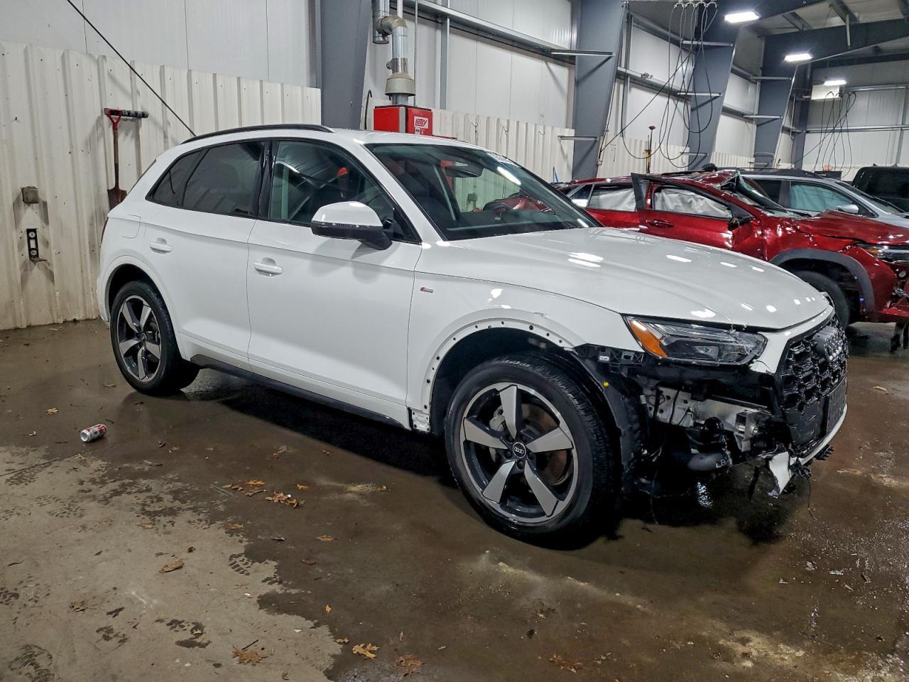 2022 AUDI Q5