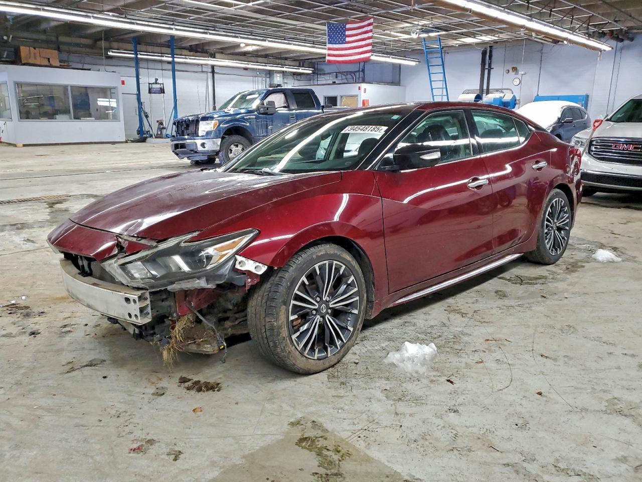 2017 NISSAN Maxima