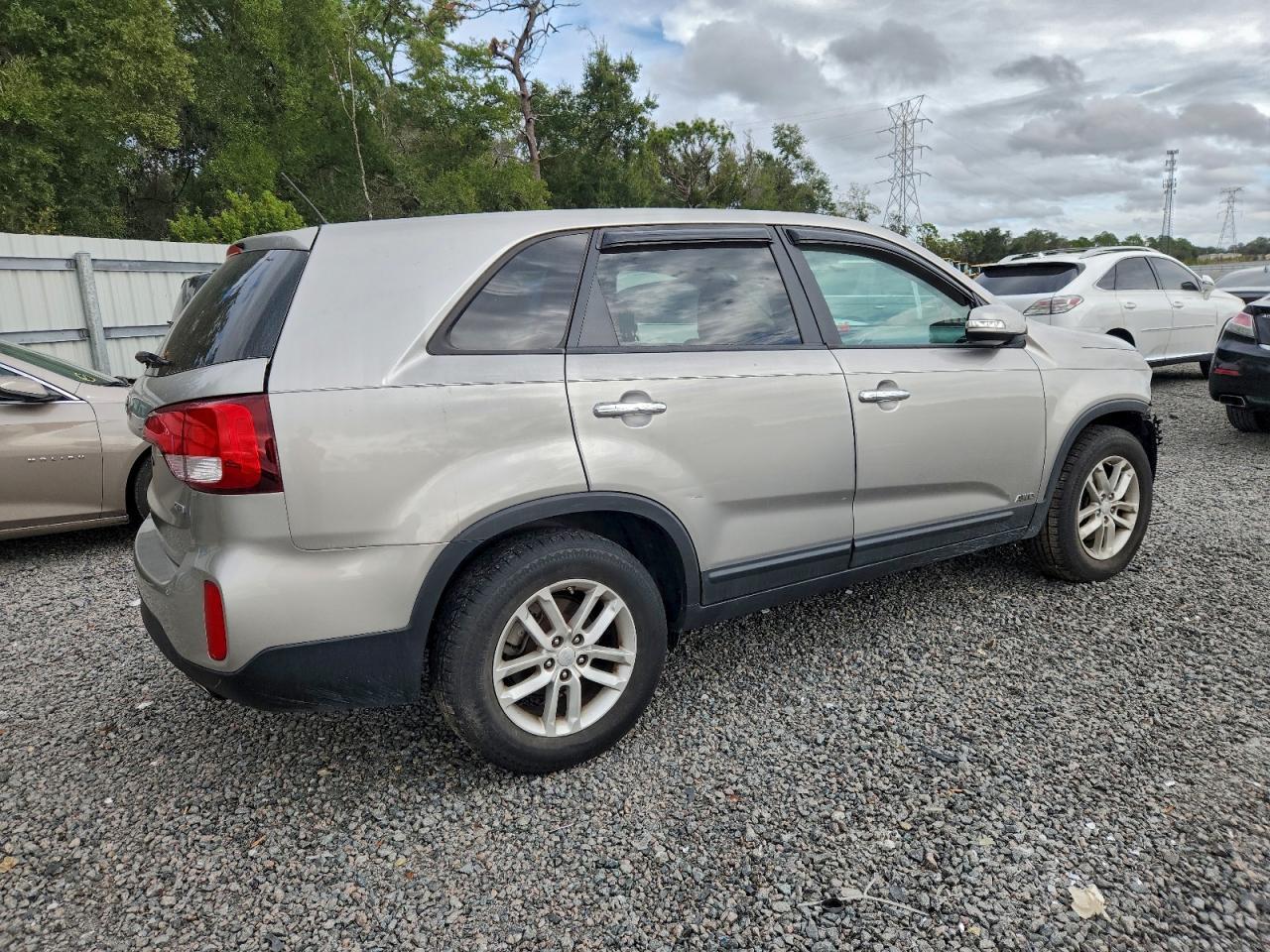 2015 KIA SORENTO