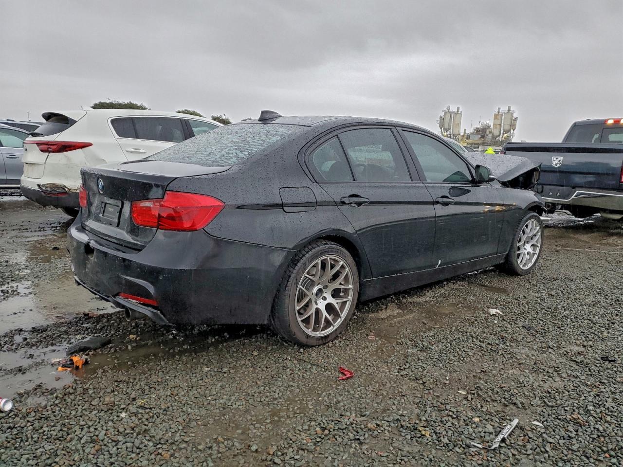 2015 BMW 3 SERIES