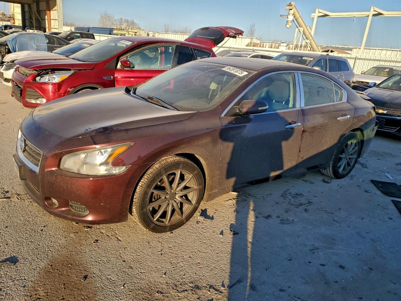 2014 NISSAN Maxima