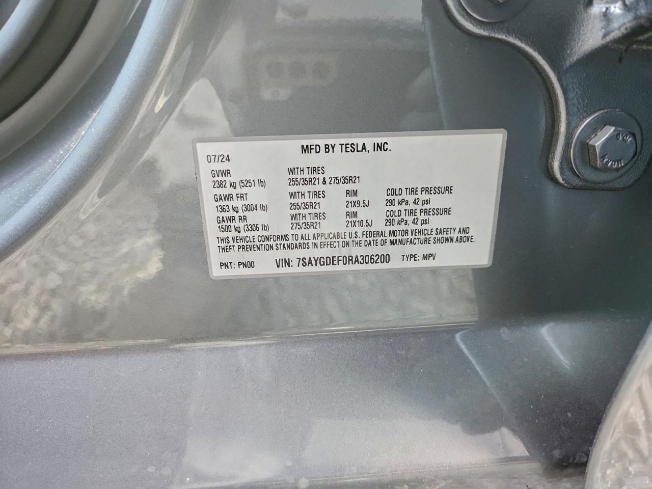 2024 TESLA MODEL Y