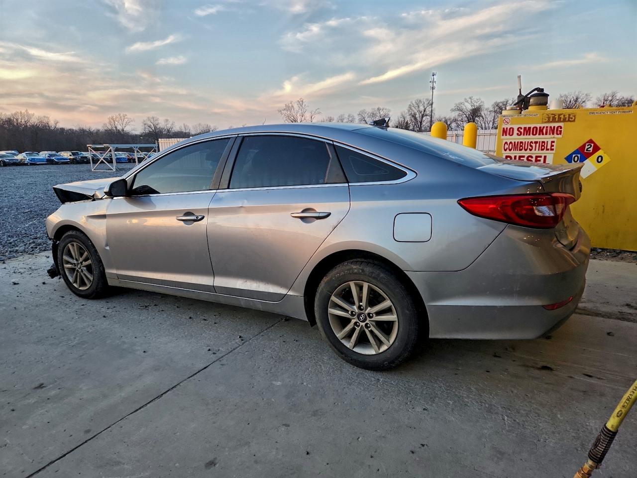 2016 HYUNDAI SONATA