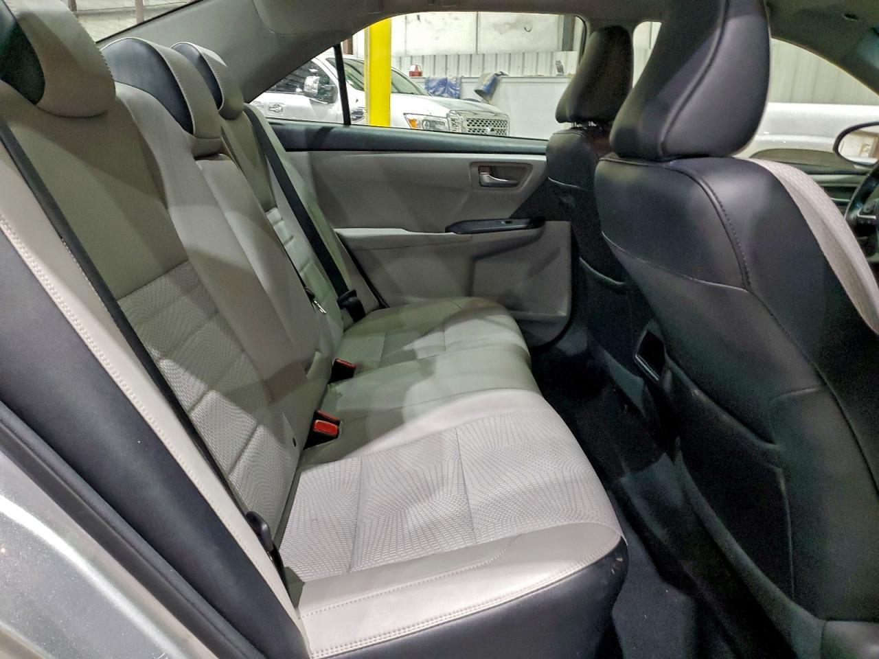 2017 TOYOTA CAMRY