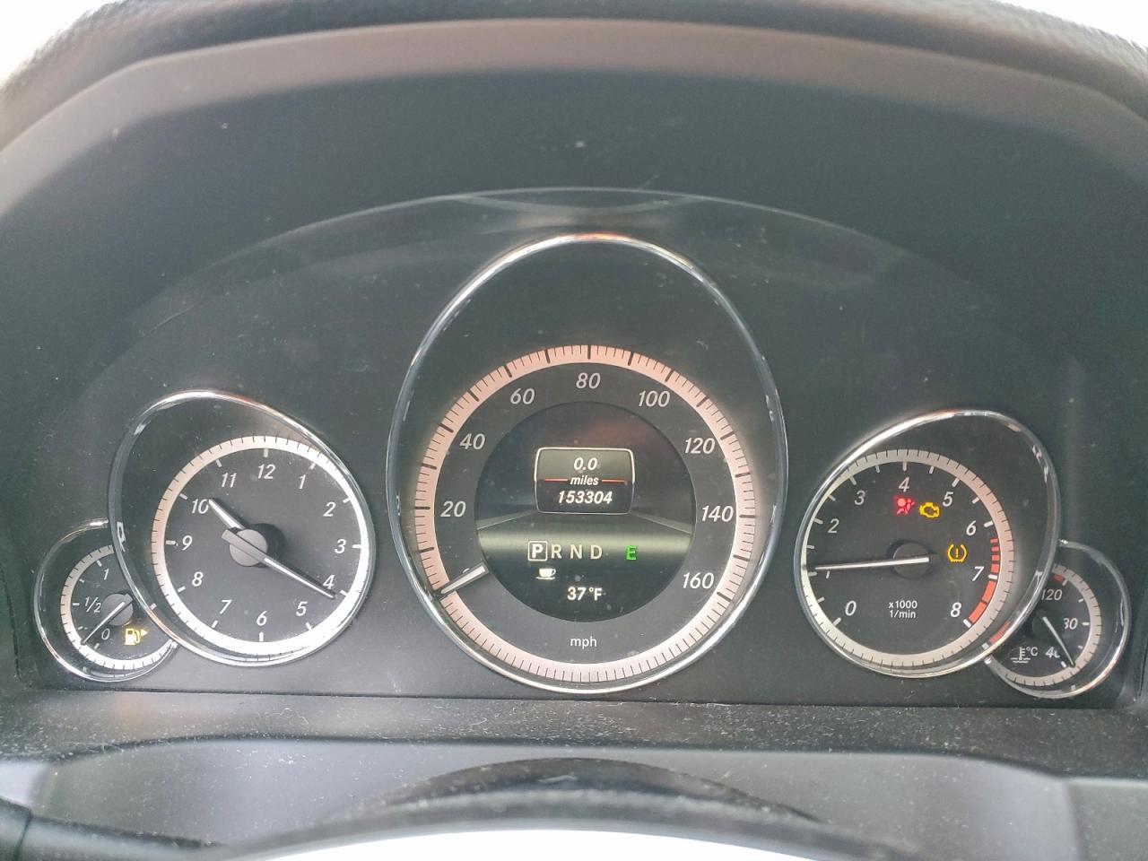 2013 MERCEDES-BENZ E-Class