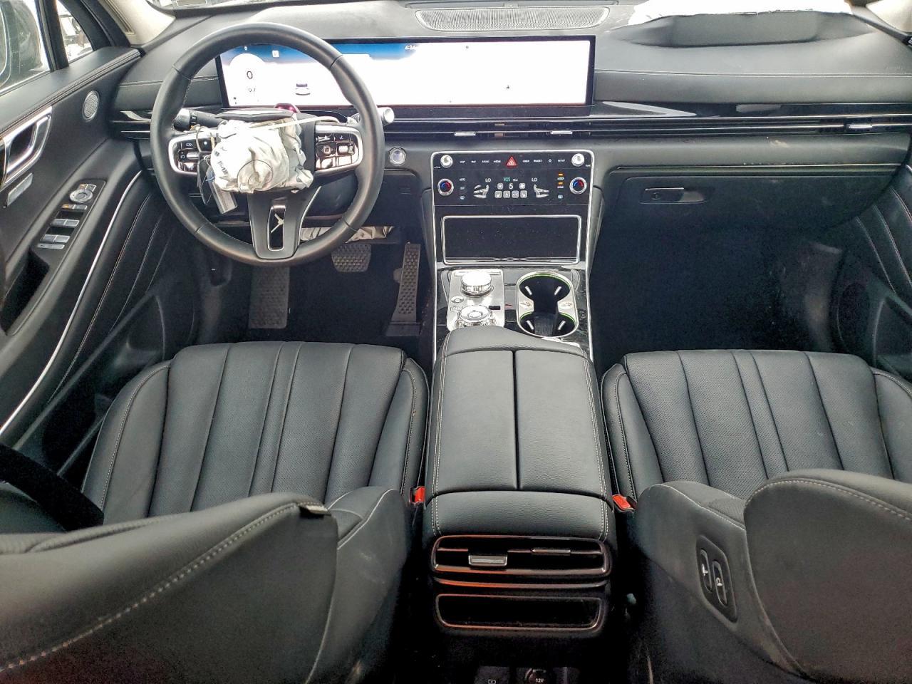 2025 GENESIS GV80