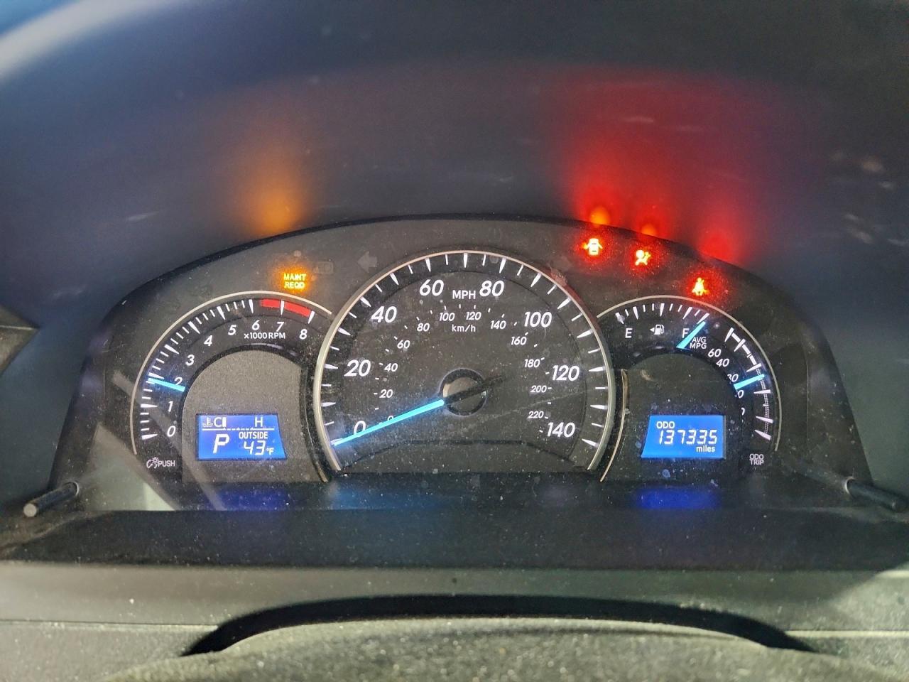 2014 TOYOTA CAMRY