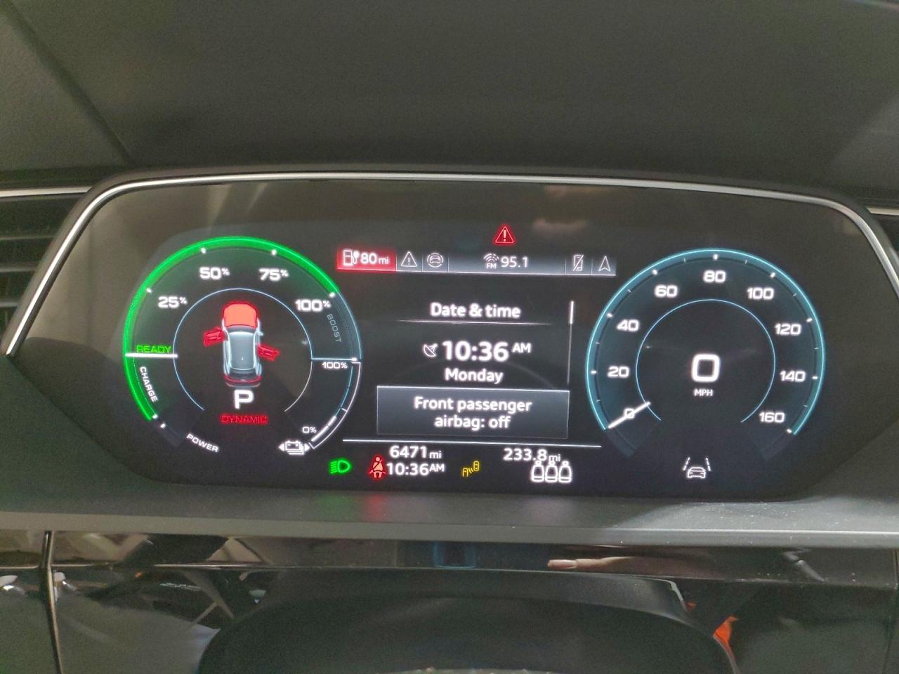 2024 AUDI Q8