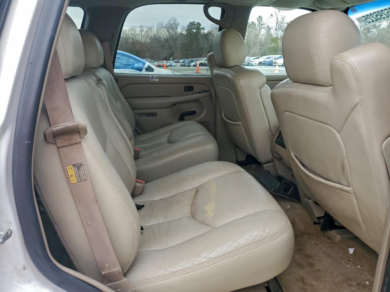 2004 CHEVROLET Tahoe