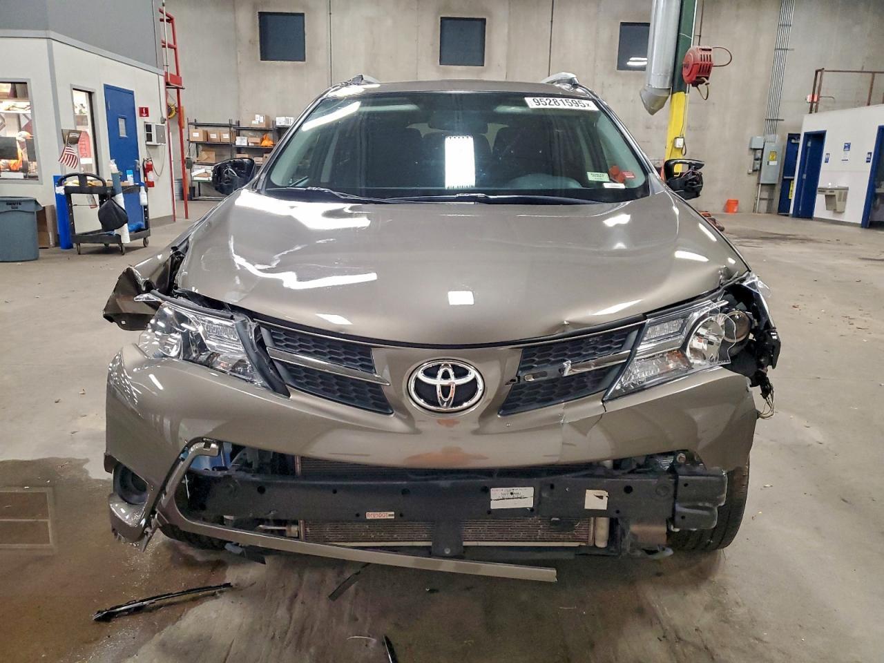 2015 TOYOTA RAV4