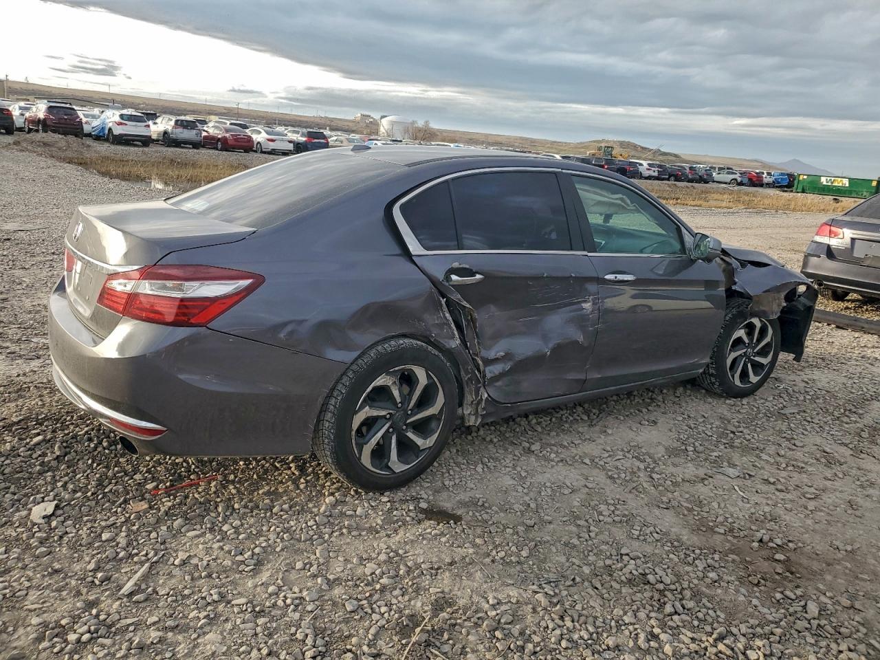 2016 HONDA ACCORD