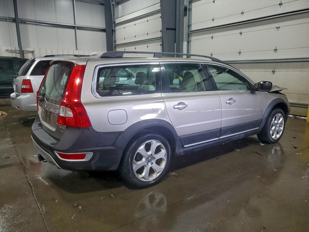 2011 VOLVO XC70