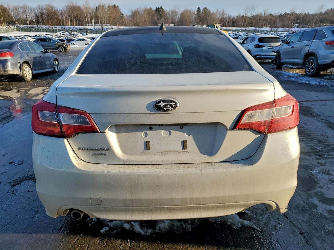 2017 SUBARU Legacy