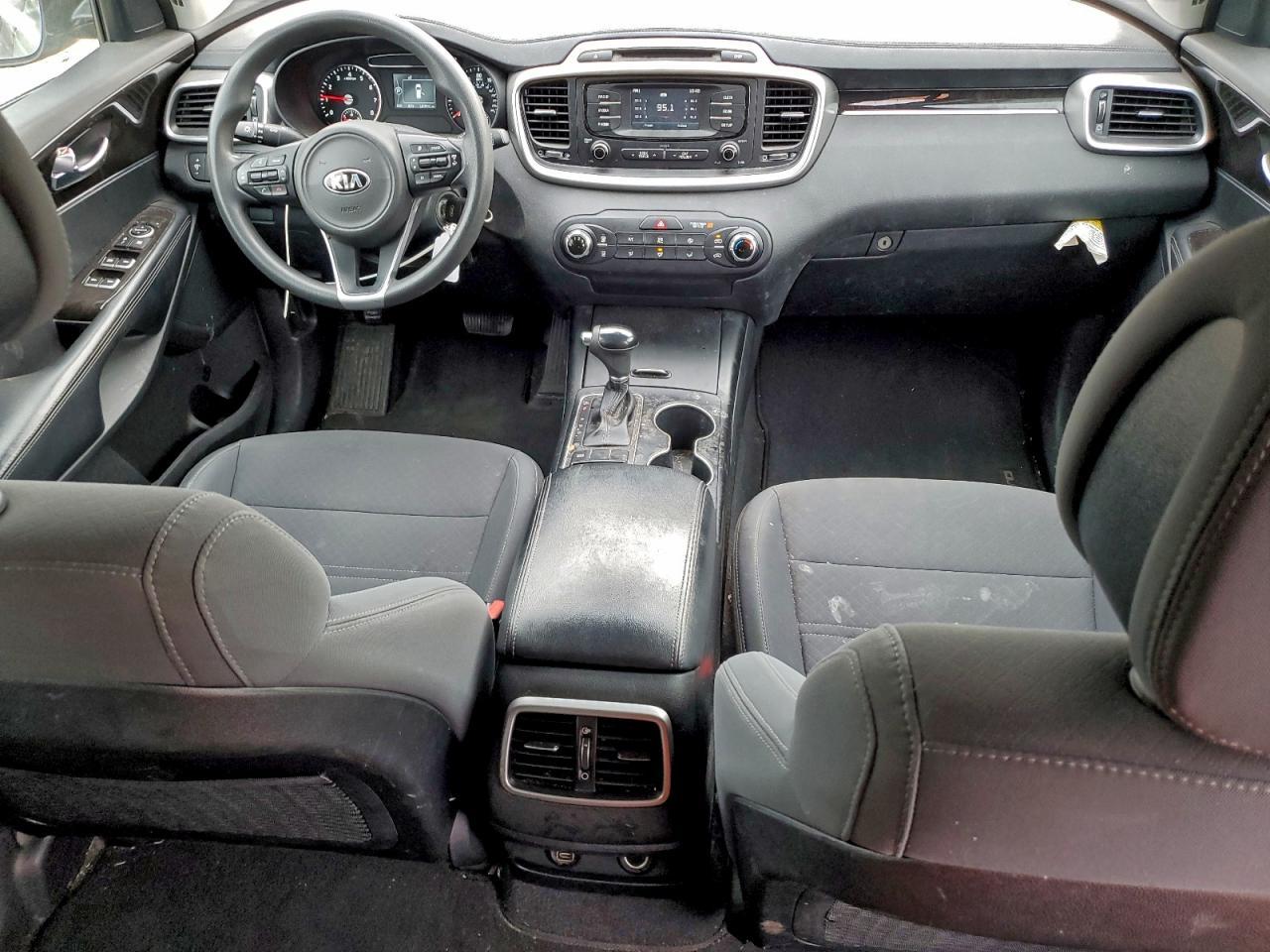 2016 KIA SORENTO