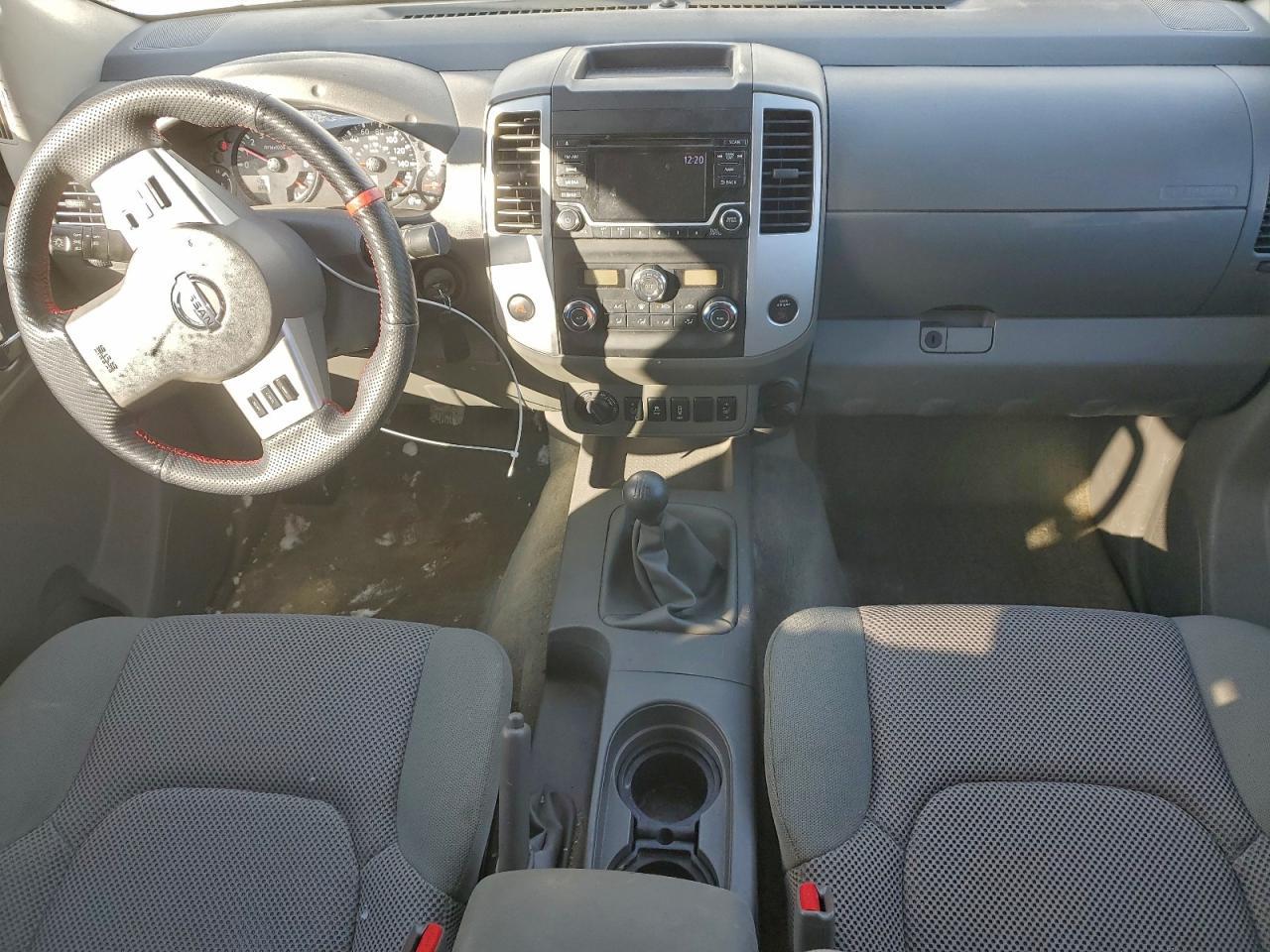 2016 NISSAN Frontier
