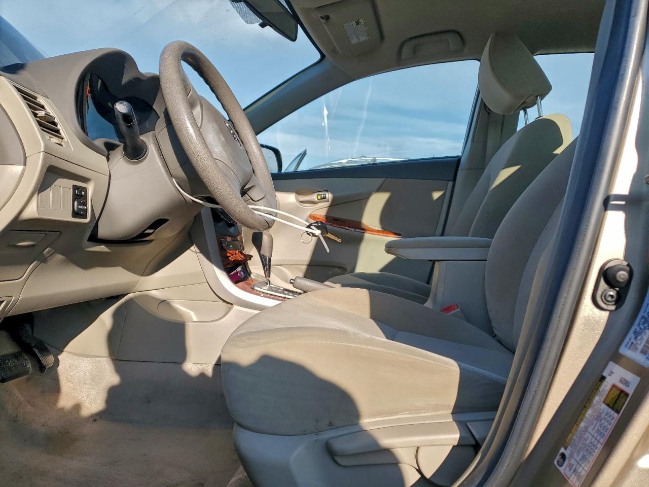 2009 TOYOTA COROLLA