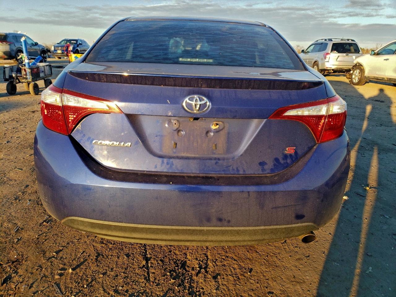 2015 TOYOTA COROLLA